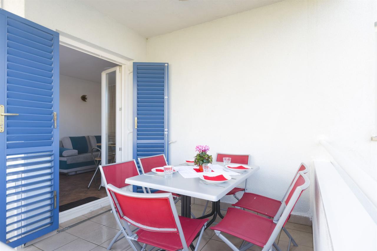Apartment Branka Srima Exterior photo